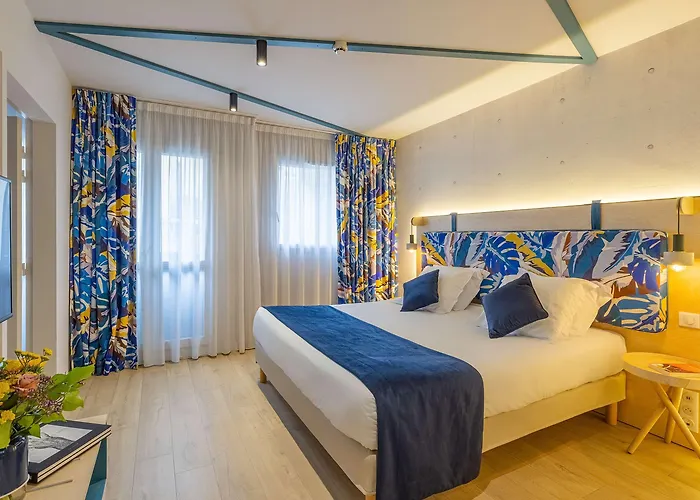 Urban & - Bw Signature Collection Aix-les-Bains