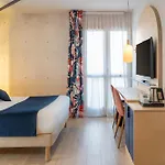 Urban & - Bw Signature Collection Hotel Aix-les-Bains