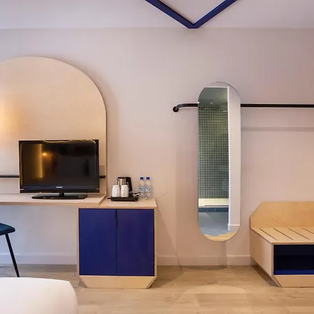 Hotel Urban & - Bw Signature Collection 3*