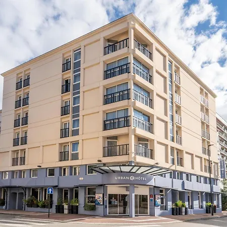 Urban & - Bw Signature Collection ホテル 3*