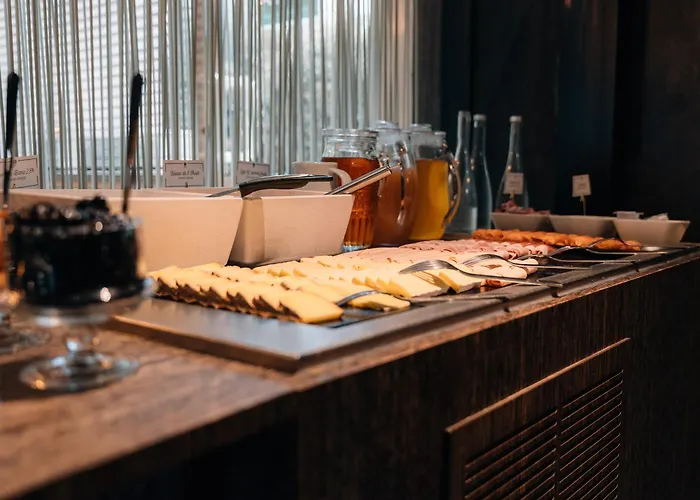 ホテル Urban & - Bw Signature Collection 3*